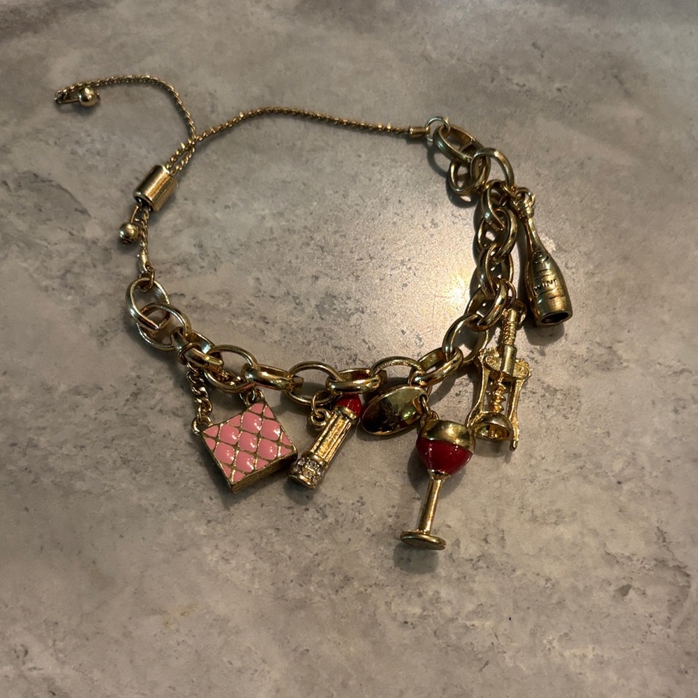 Charm Bracelet w Adjustable Chain